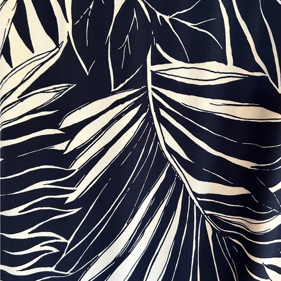 Chico’s Navy & White Tropical Palm Print Skirt size L - Picture 3 of 9